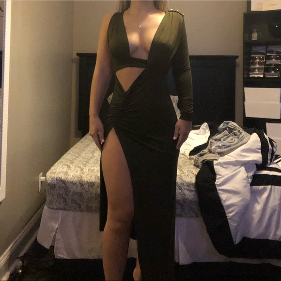 Cut Out Asymmetrical Maxi Dress Gown 💚 - Picture 1 of 8